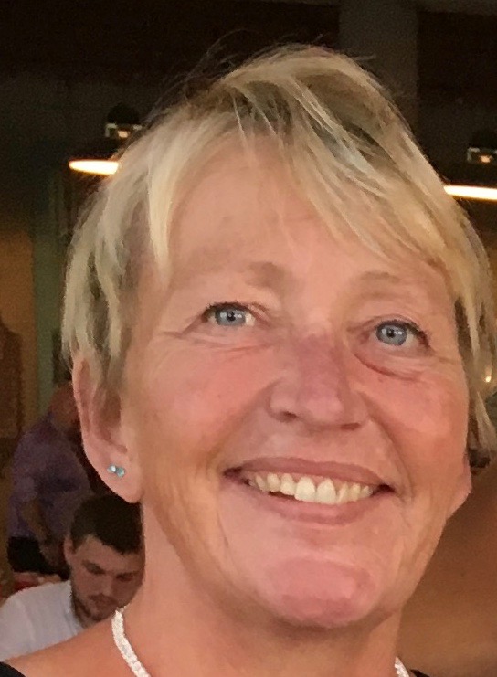 Headshot of Anita Smiling