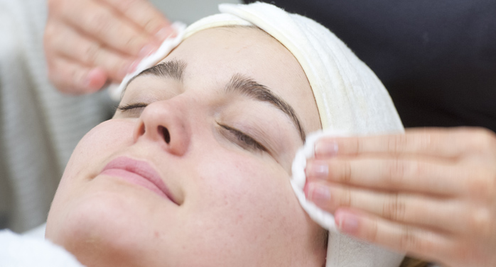 Esthetics clinic - students getting practical experience