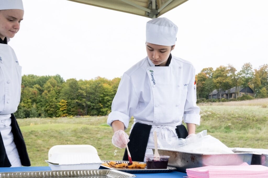 Georgian Hospitality student at the Golf Classic