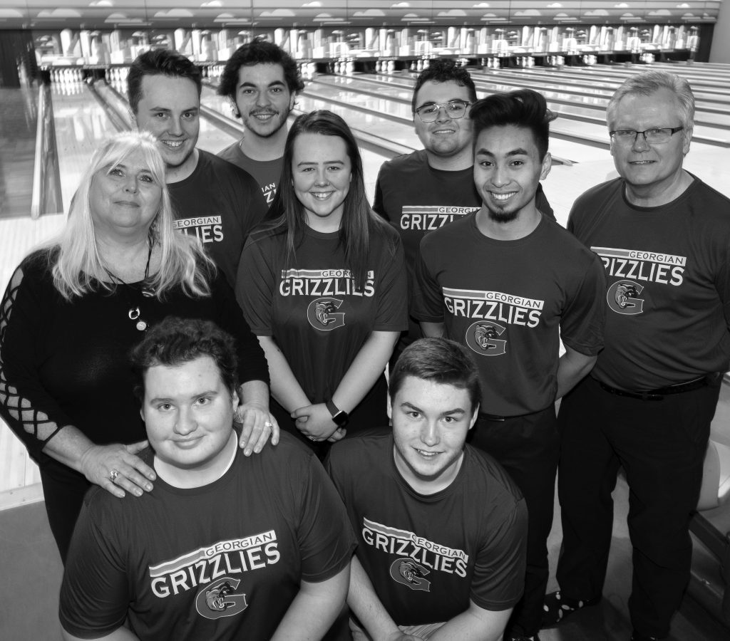 bowlers Grizzlies College