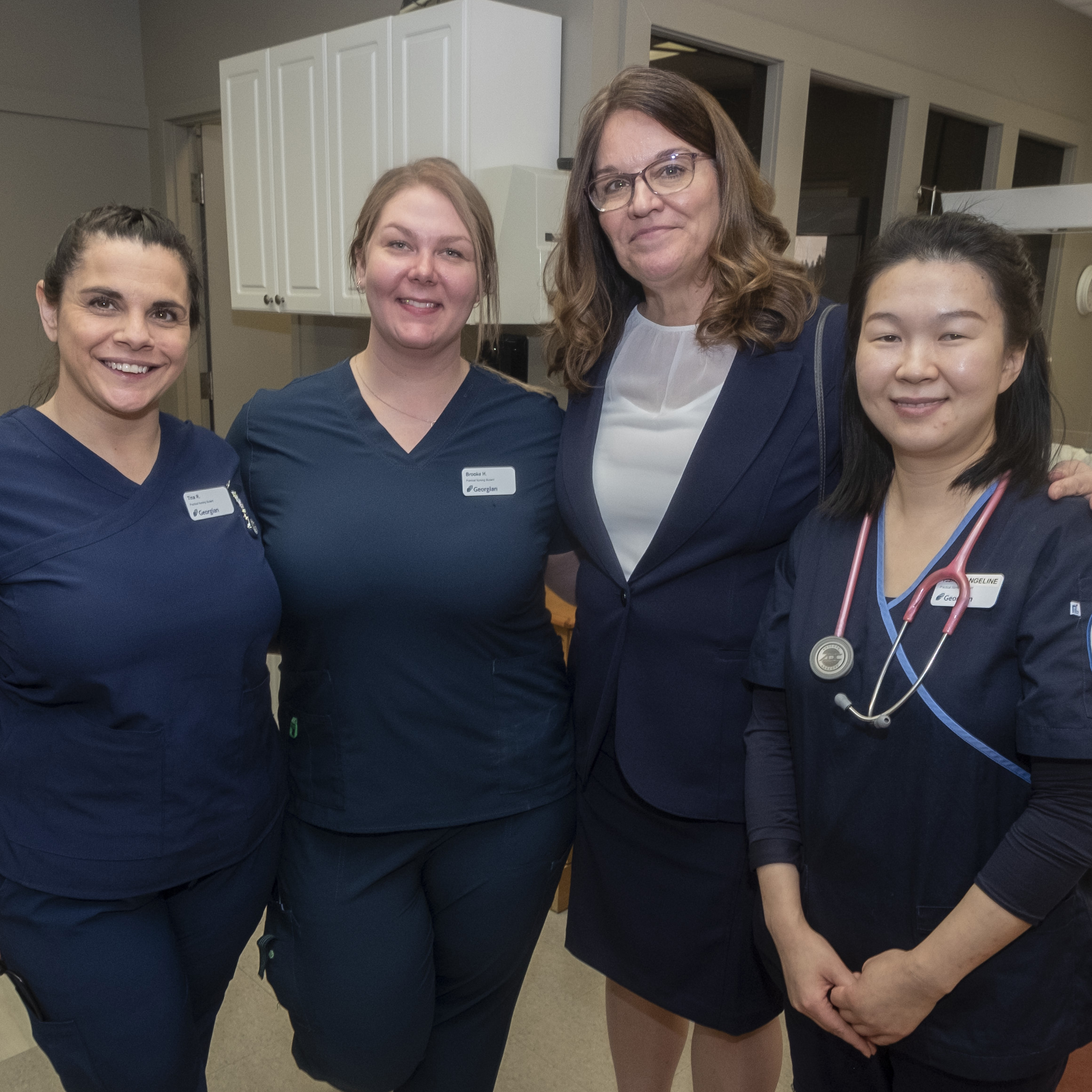 Nursing students with alumna Dianne Martin