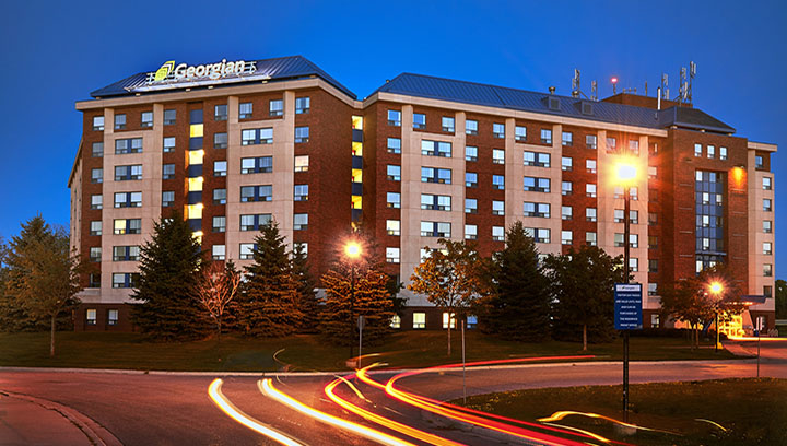 The exterior of the Residence & Conference Centre - Barrie, an eight-storey building