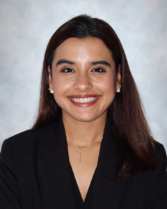 headshot of Mahnoor Khokhar