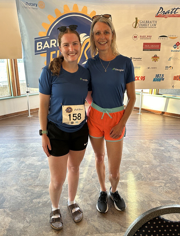 Macy Needs and Astrid Vig-Bergsma at the Rotary Club of Barrie's Fun Run