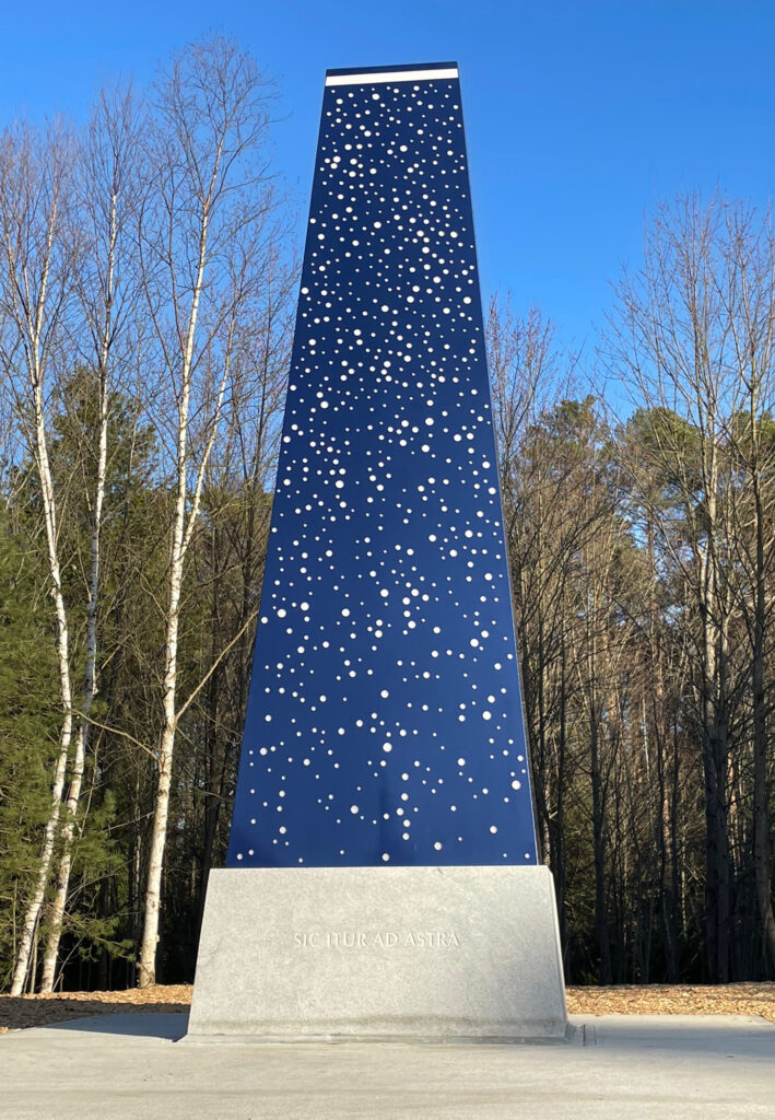 Marlene Hilton Moore Ad Astra Aluminum, Granite, LED Lights, 6.4 m height, 2.1 m width, 1.5 m depth at RCAF at Camp Borden, Ontario(2024)