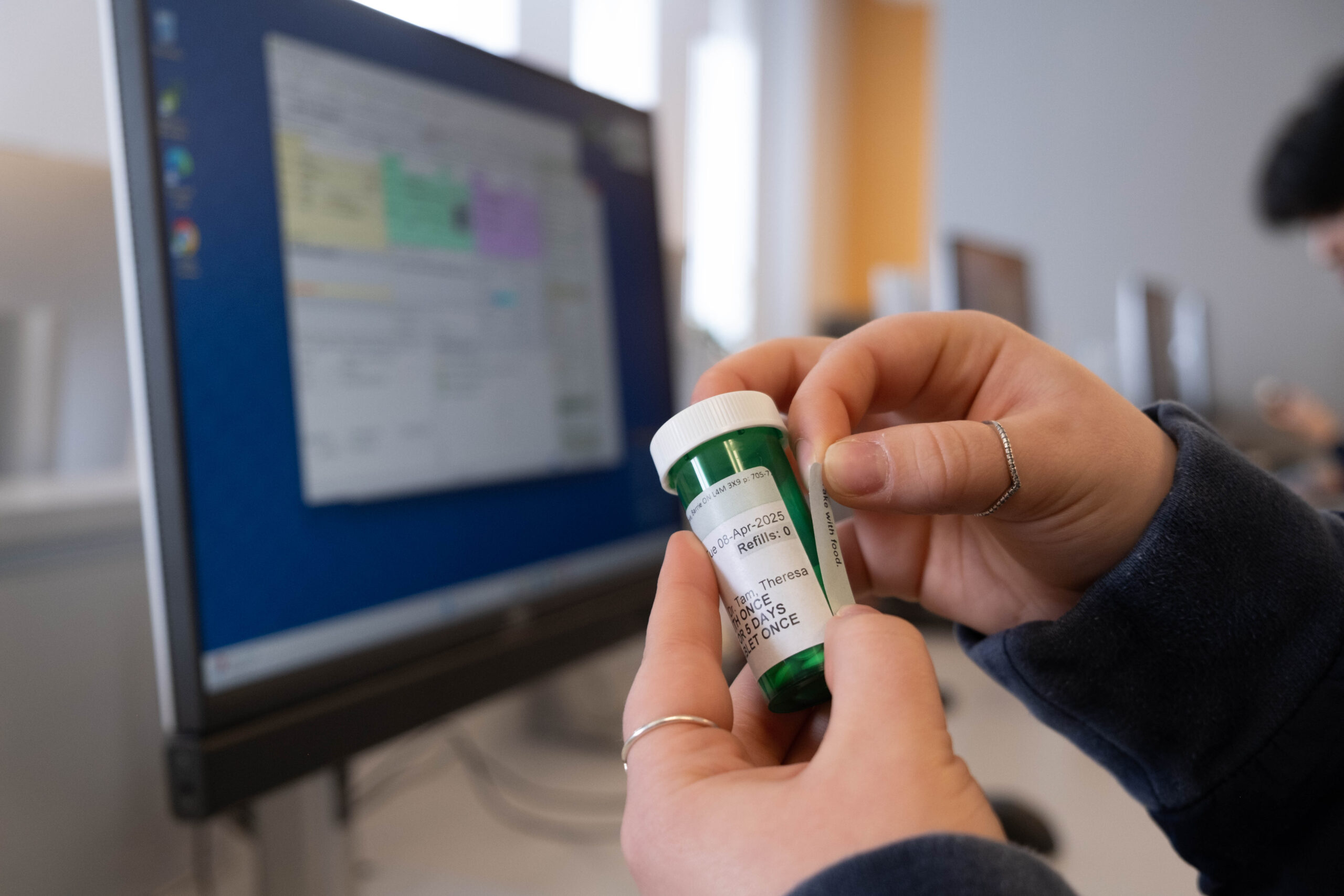 pharmacy-technician-health-wellness-and-sciences-lab-photo-6-georgian-college-2025-08-19