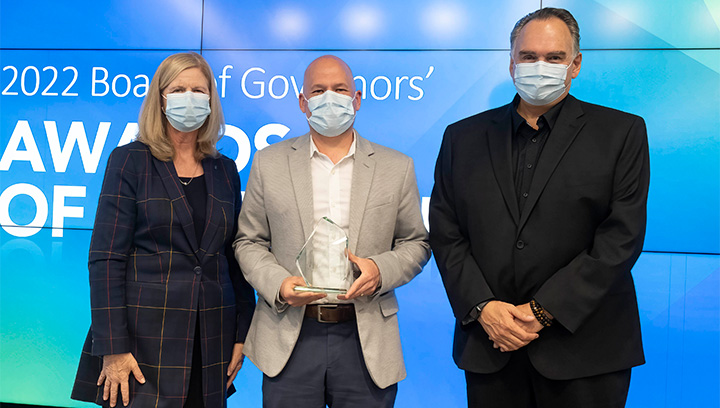 Georgian College Awards of Distinction - recipient Magna International Inc., Steve Henry accepts award from president and past Board Chair